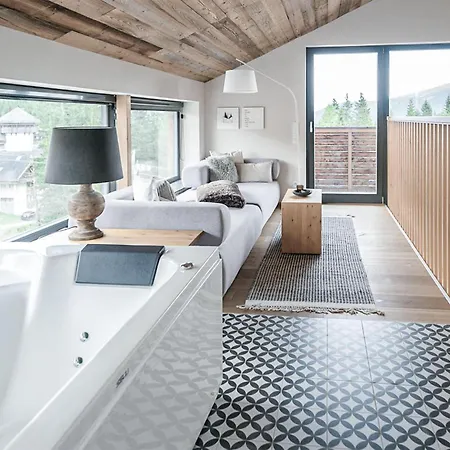 Mit Sauna Katschb رنفخ